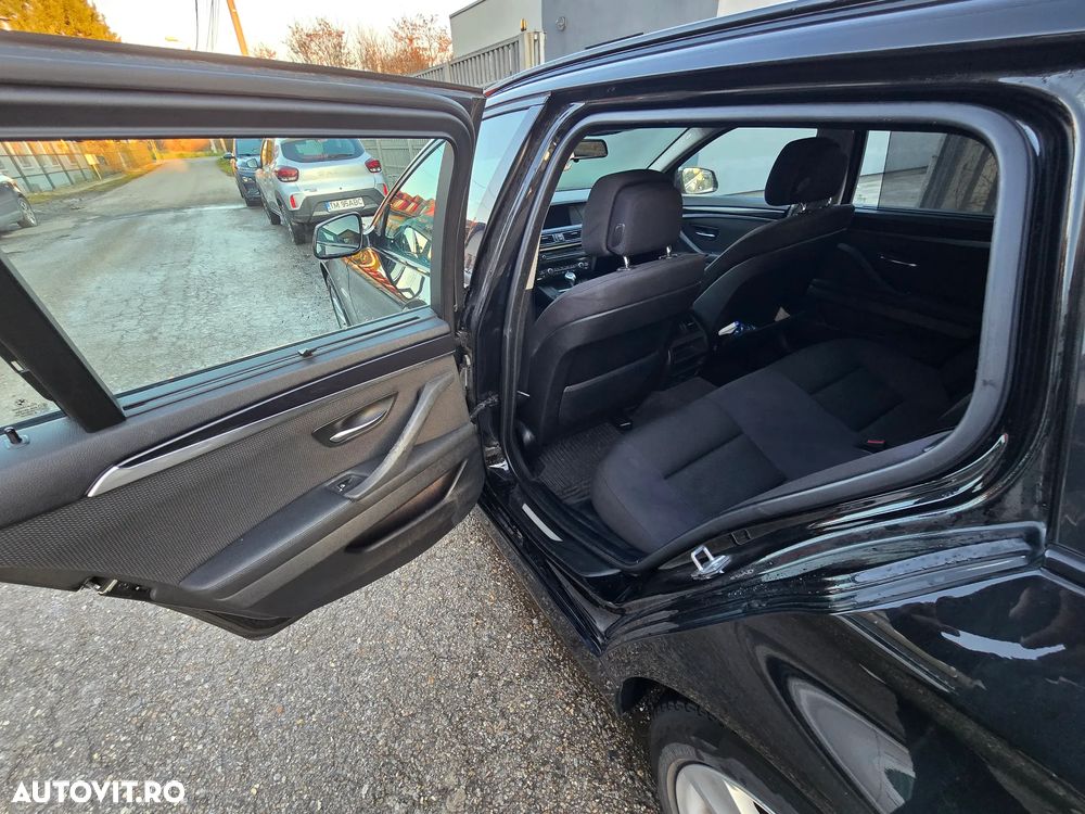 BMW Seria 5 525d Touring - 20