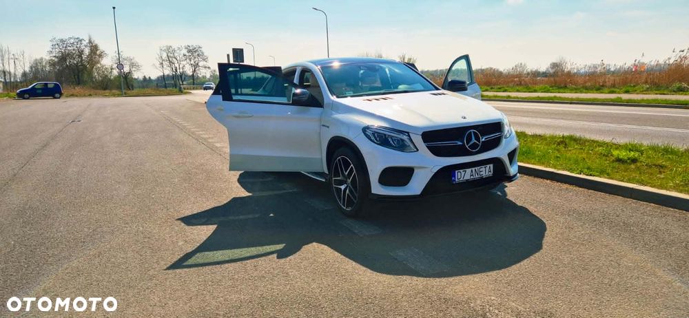 Mercedes-Benz GLE - 10