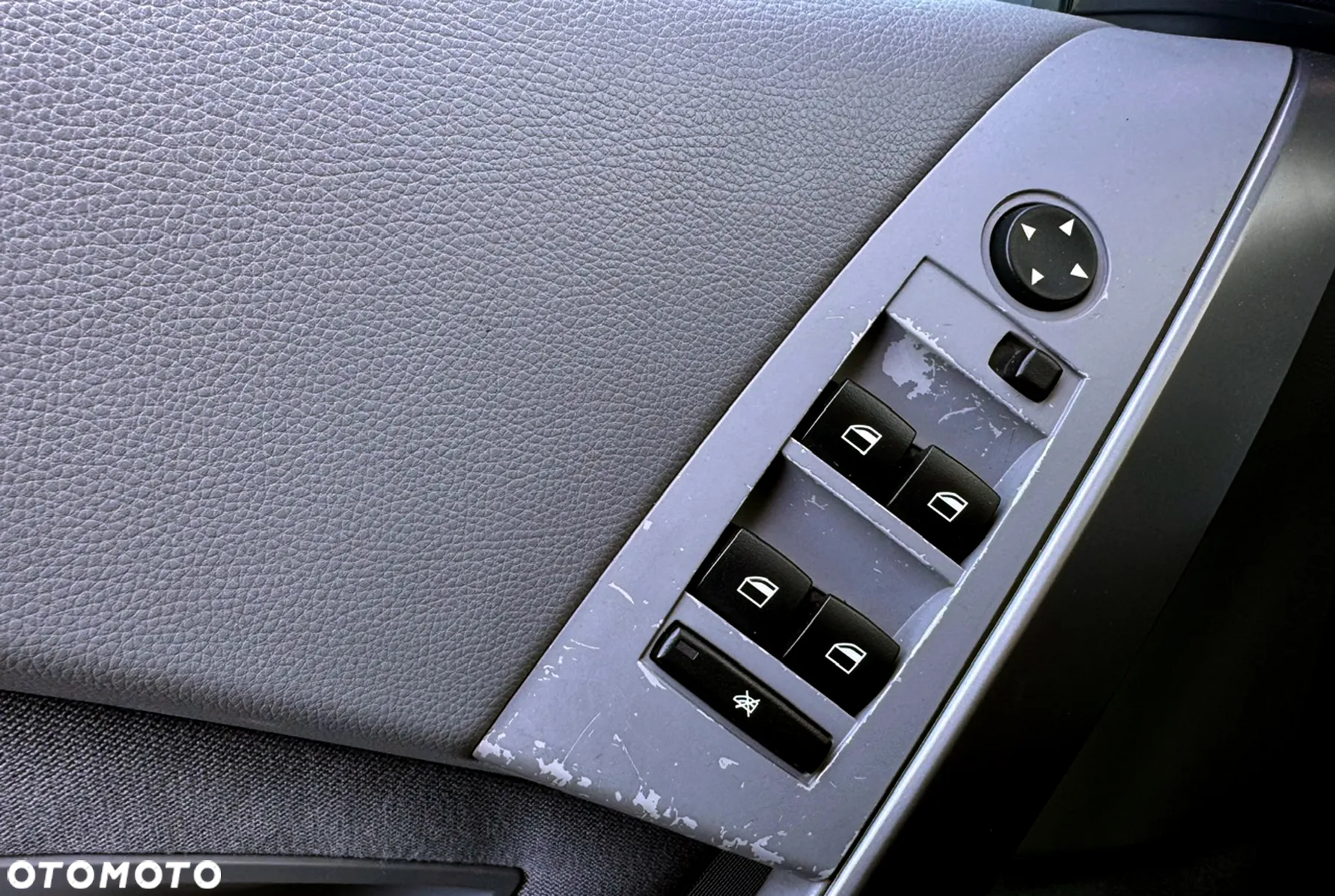 BMW Seria 5 525i - 12