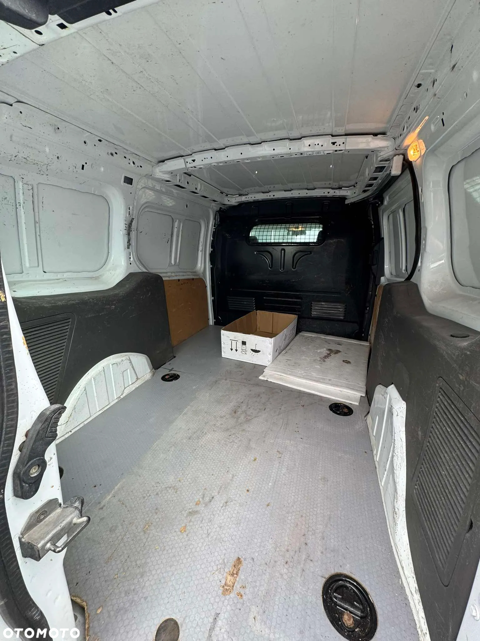 Ford Transit Connect 240 L2 LKW Trend - 7
