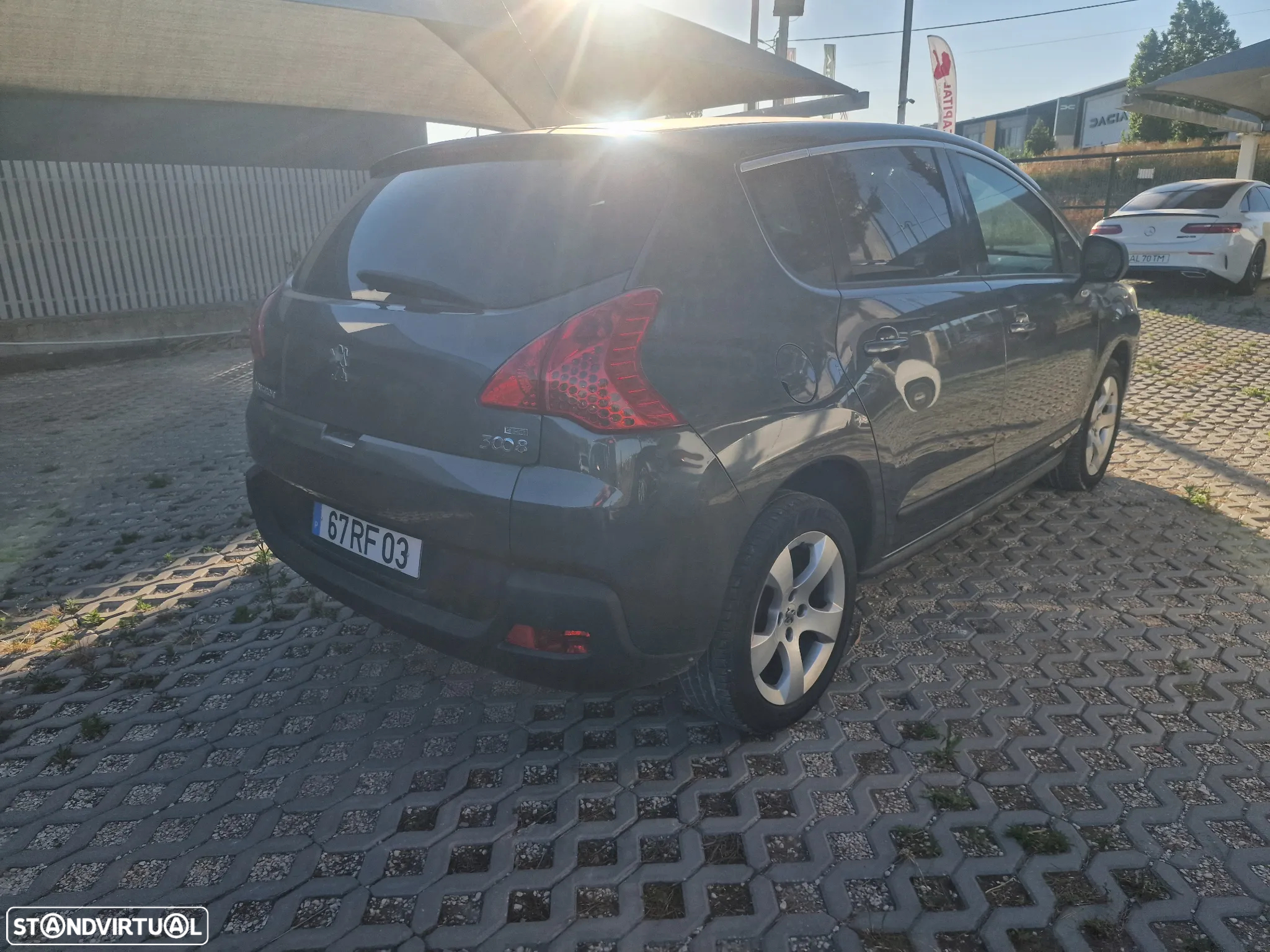Peugeot 3008 1.6 e-HDi Active CMP6 - 10