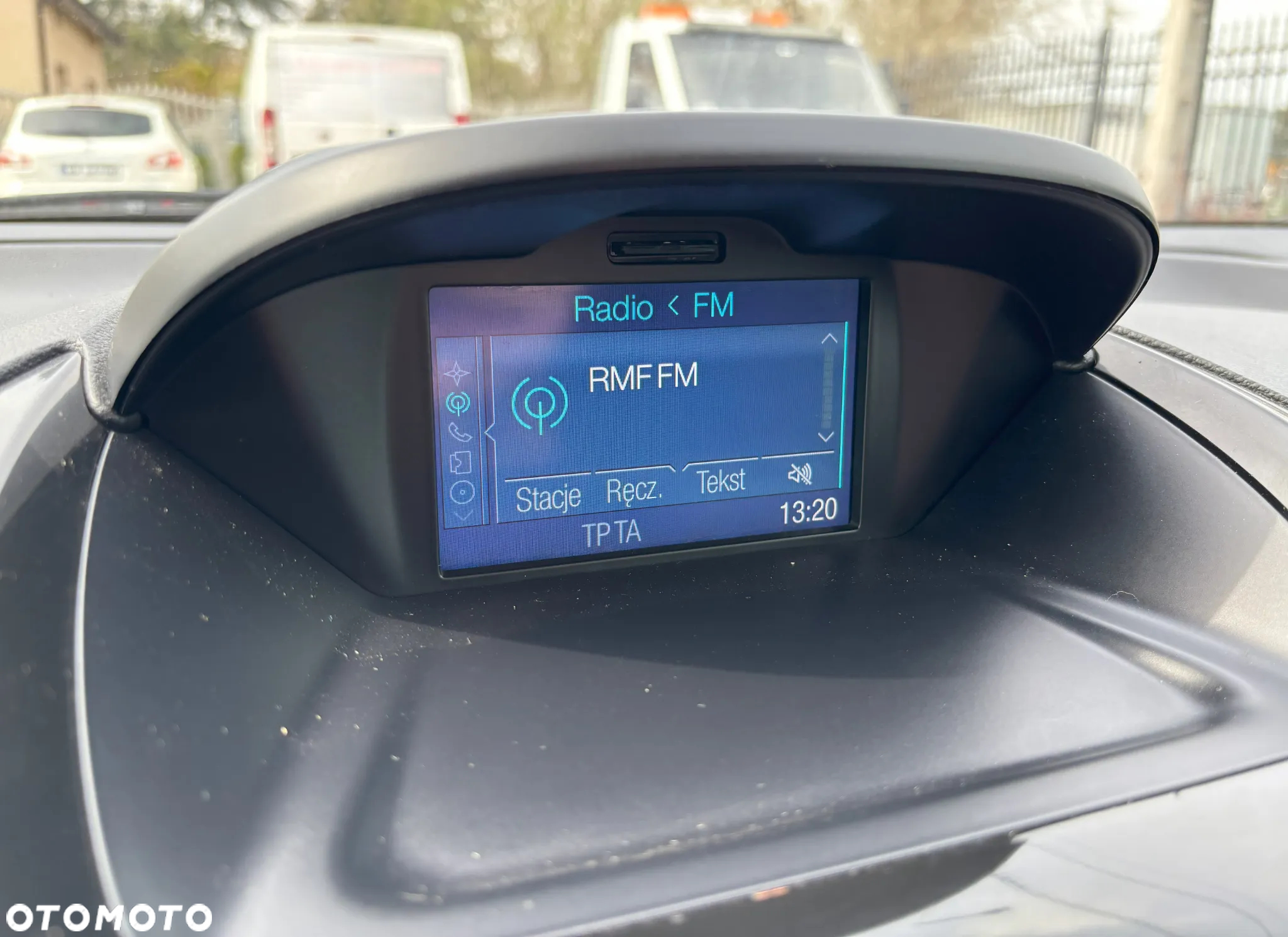 Ford B-MAX 1.6 TDCi SYNC Edition - 29