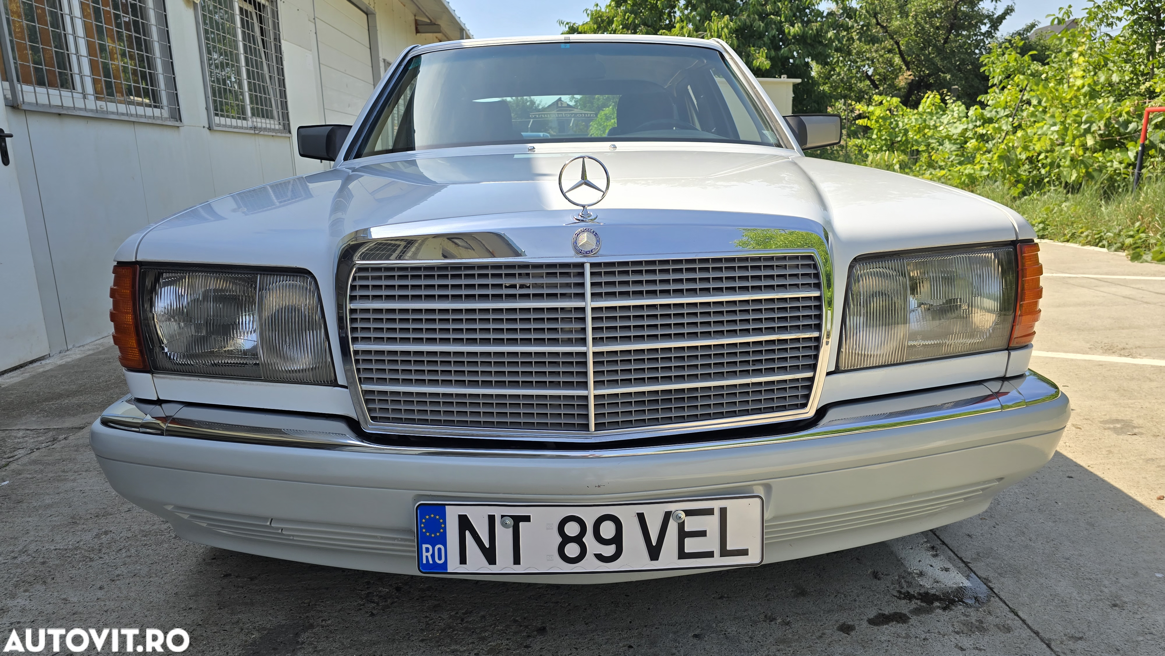 Mercedes-Benz W126 - 6