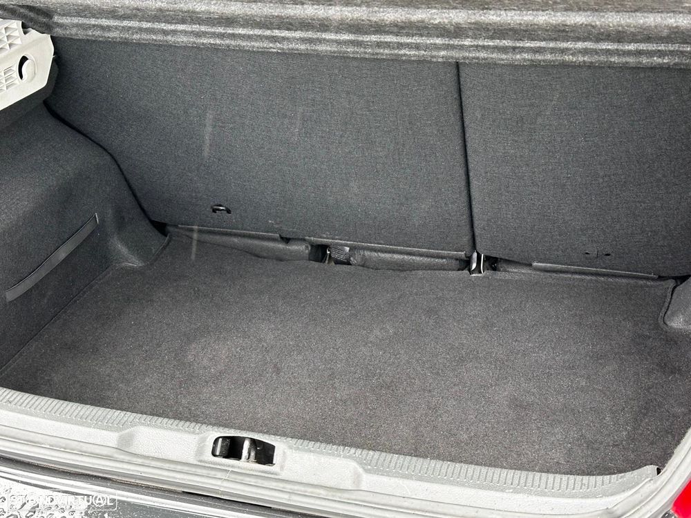 Peugeot 207 1.4 16V Active - 36