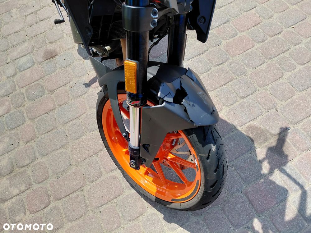 KTM Duke 125 - 9
