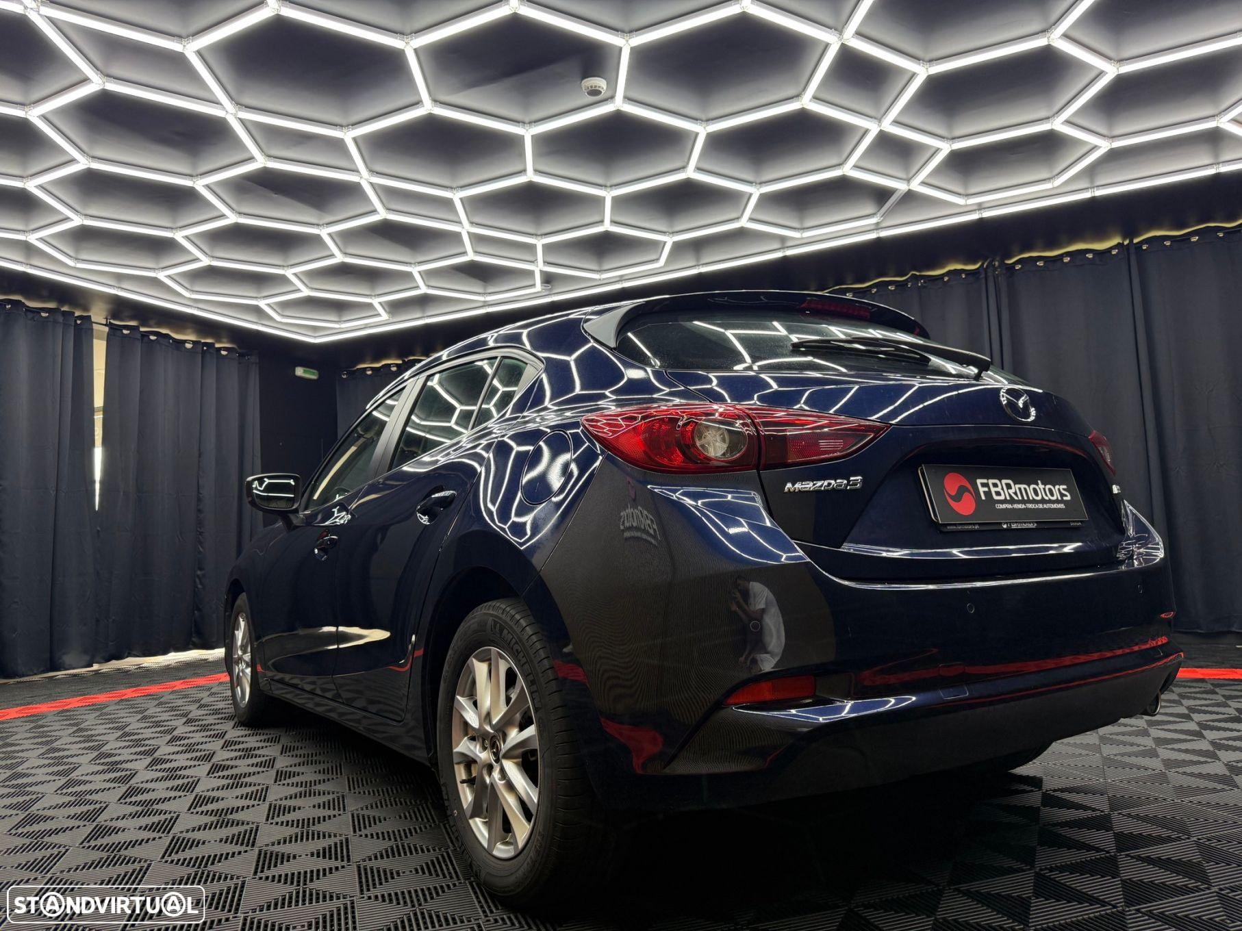 Mazda 3 1.5 Sky-D Excellence Navi - 9