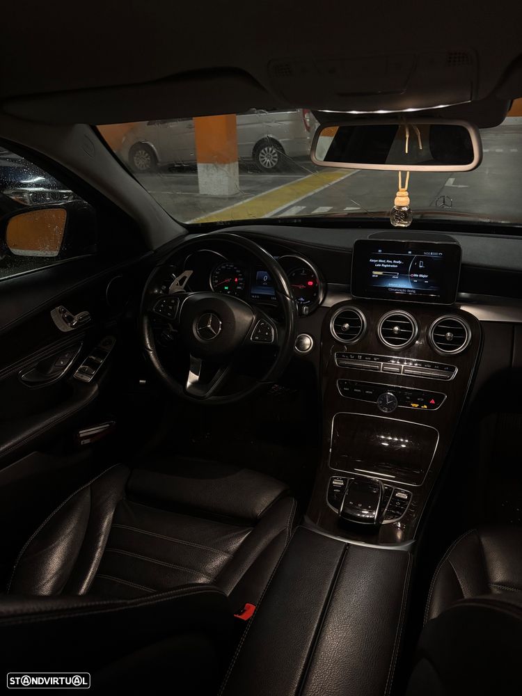 Mercedes-Benz C 300 h AMG Line - 10