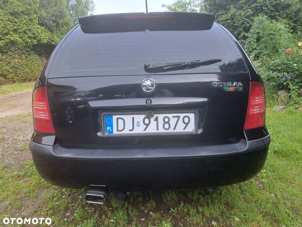 Skoda Octavia 1.8T Tour RS - 4