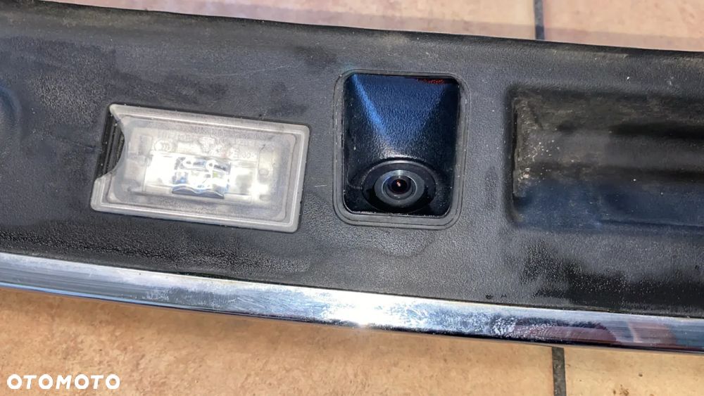 BMW F01 F02 BLENDA LISTWA ZEWNĘTRZNA KLAPY TYŁ CHROM 7200035 KAMERA - 3