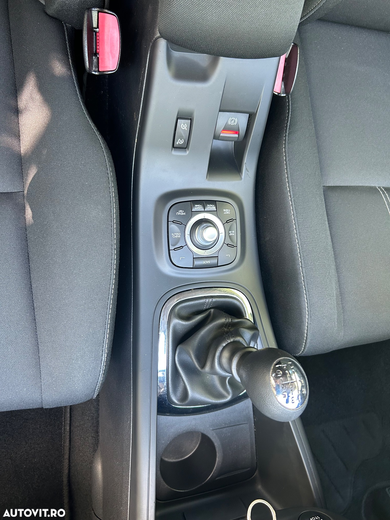 Renault Megane 1.5 dCi Expression - 15