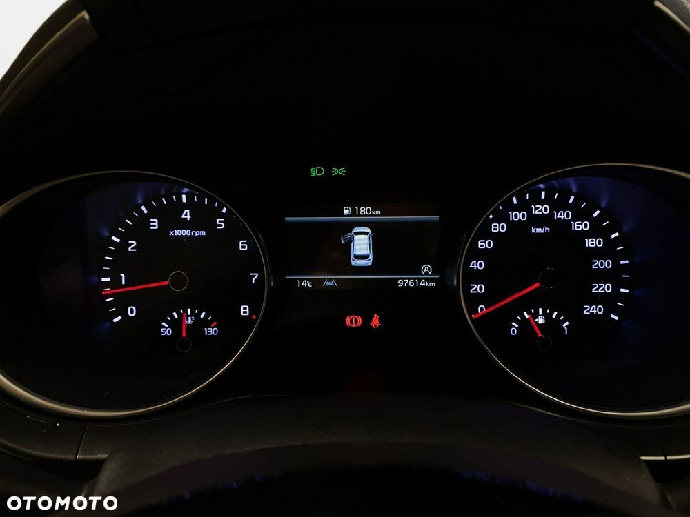 Kia Ceed - 23