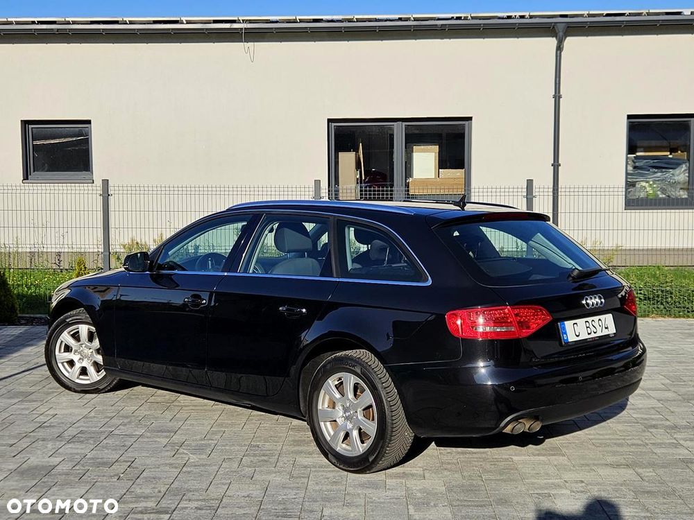 Audi A4 Avant 2.0 TDI DPF Ambiente - 7
