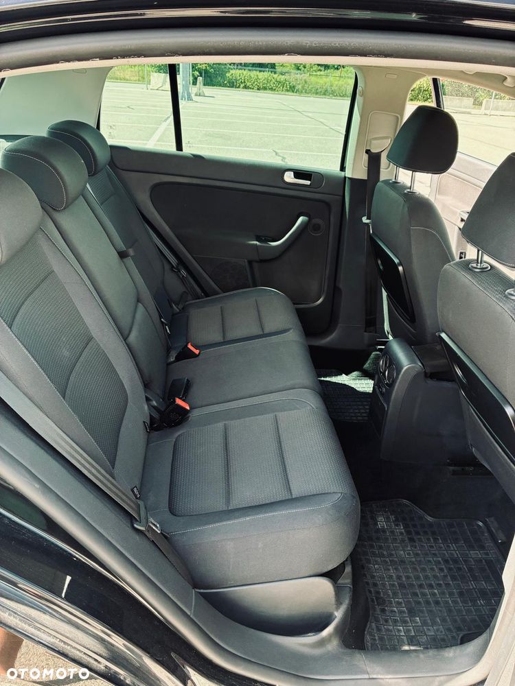 Volkswagen Golf Plus 1.6 TDI Comfortline DSG - 14