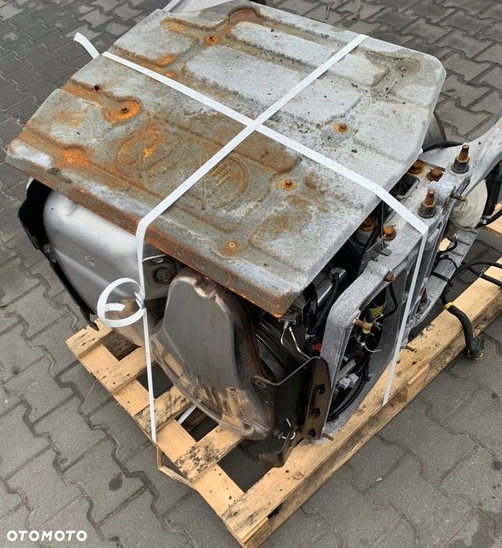 WYDECH KATALIZATOR TŁUMNIK VOLVO FH4 EURO 6 - 6