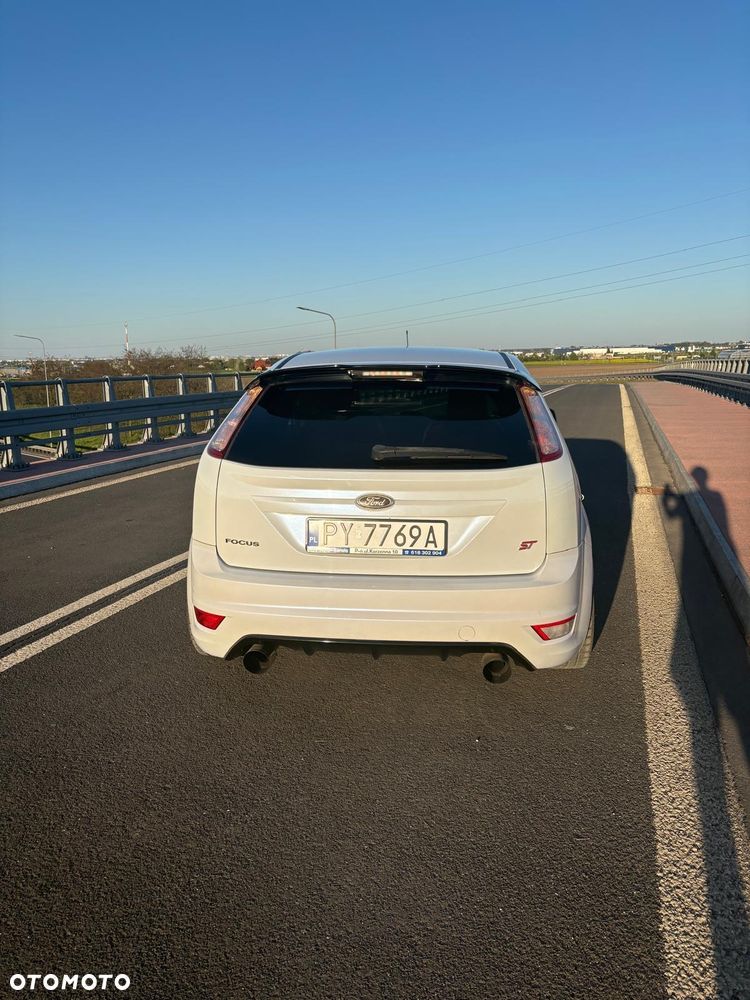 Ford Focus 2.5 ST - 4