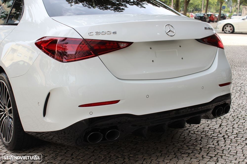 Mercedes-Benz C 300 d AMG Line - 12