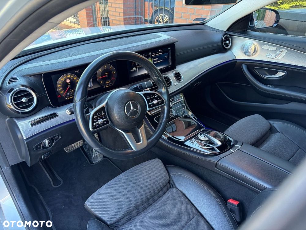 Mercedes-Benz Klasa E 220 d 9G-TRONIC Exclusive - 7