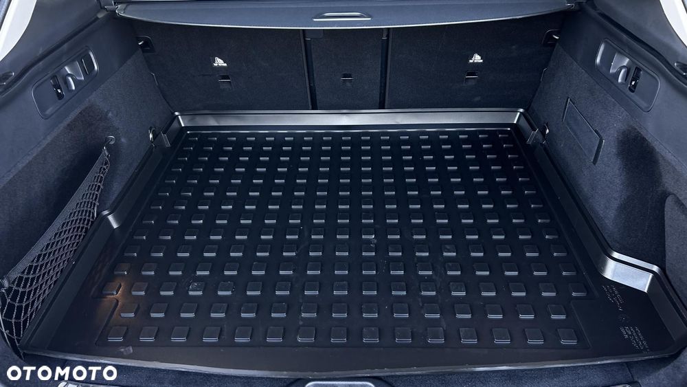 Mercedes-Benz GLC - 29