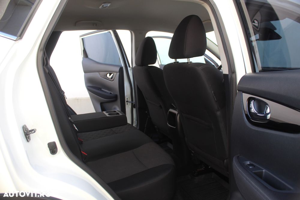 Nissan Qashqai 1.2 DIG-T Start/Stop X-TRONIC N-Connecta - 18