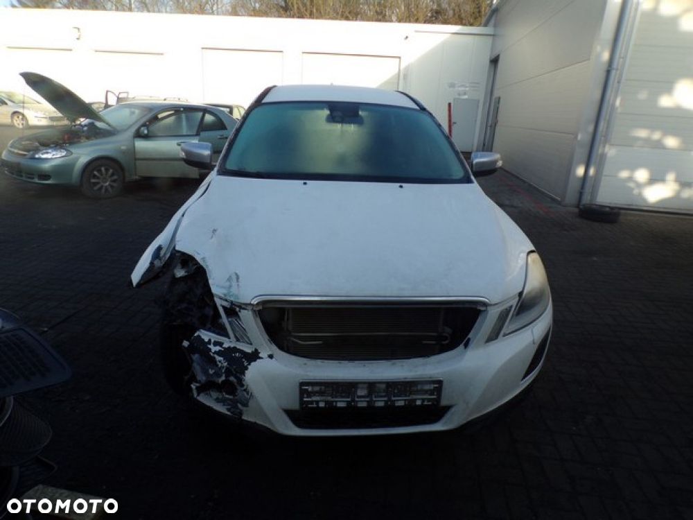 Części- Volvo V60 1 I 2.4 D5 205 KM AWD 10R - 3