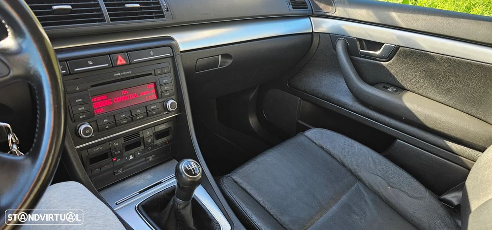 Audi A4 Avant 2.0 TDi S-line - 9