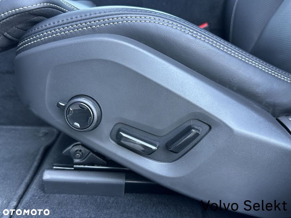 Volvo XC 60 - 36