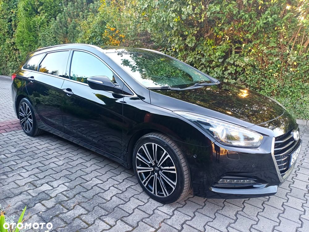 Hyundai i40 Kombi 1.7 CRDi DCT Premium - 18