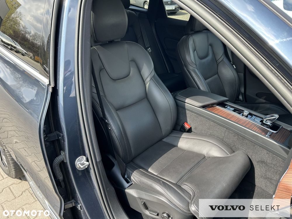Volvo XC 60 - 26