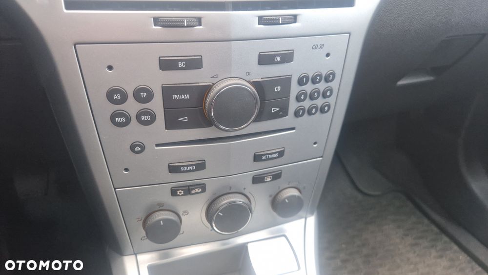 Opel Astra 1.6 Edition - 17