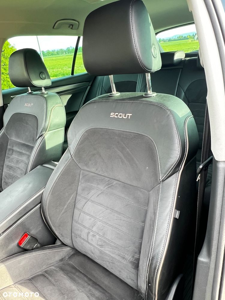 Skoda Superb 2.0 TSI 4x4 Scout DSG - 15