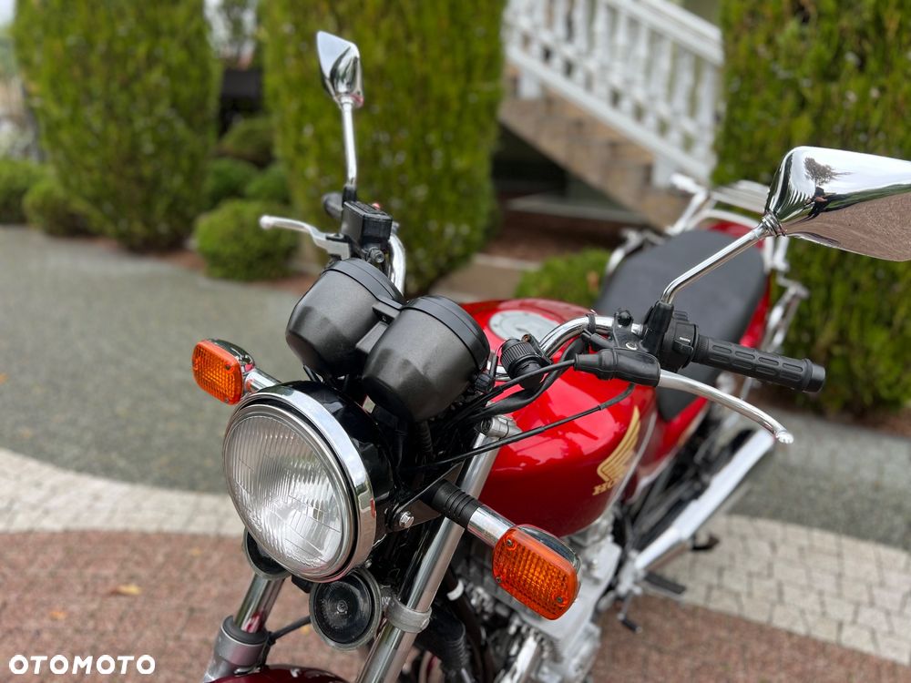 Honda CB - 28