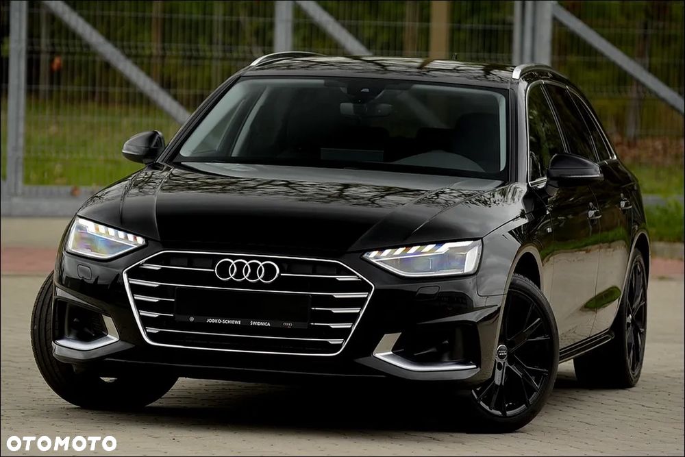 Audi A4 Avant 40 TFSI S tronic sport - 4