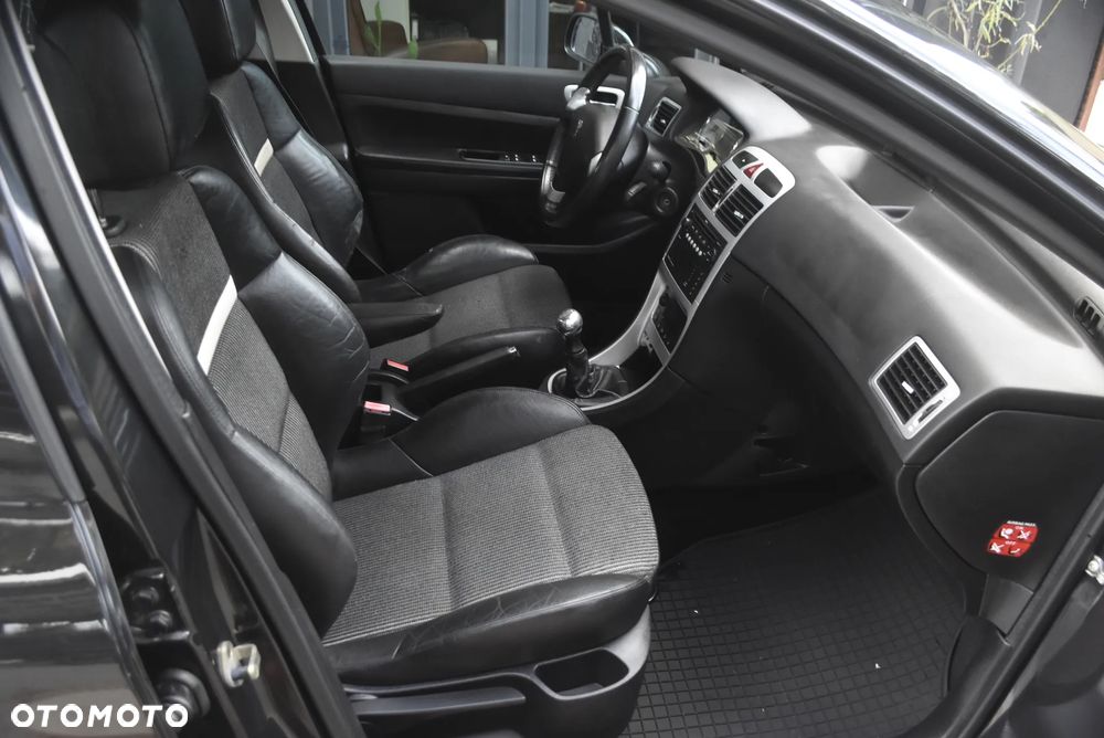 Peugeot 307 HDi Break 110 Premium - 9