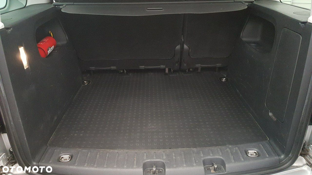 Volkswagen Caddy - 22