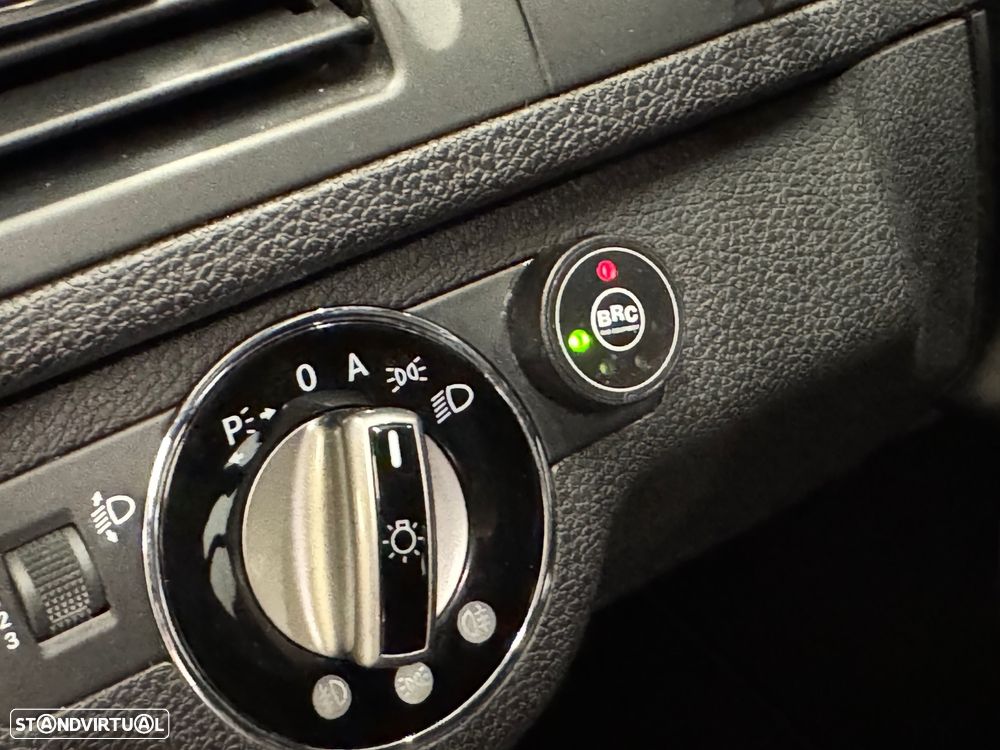 Mercedes-Benz C 180 Station Kompressor BlueEFFICIENCY Avantgarde - 18