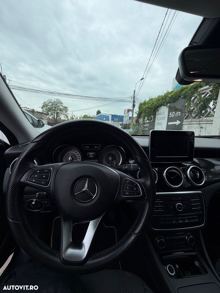 Mercedes-Benz CLA 220 d Aut. - 5