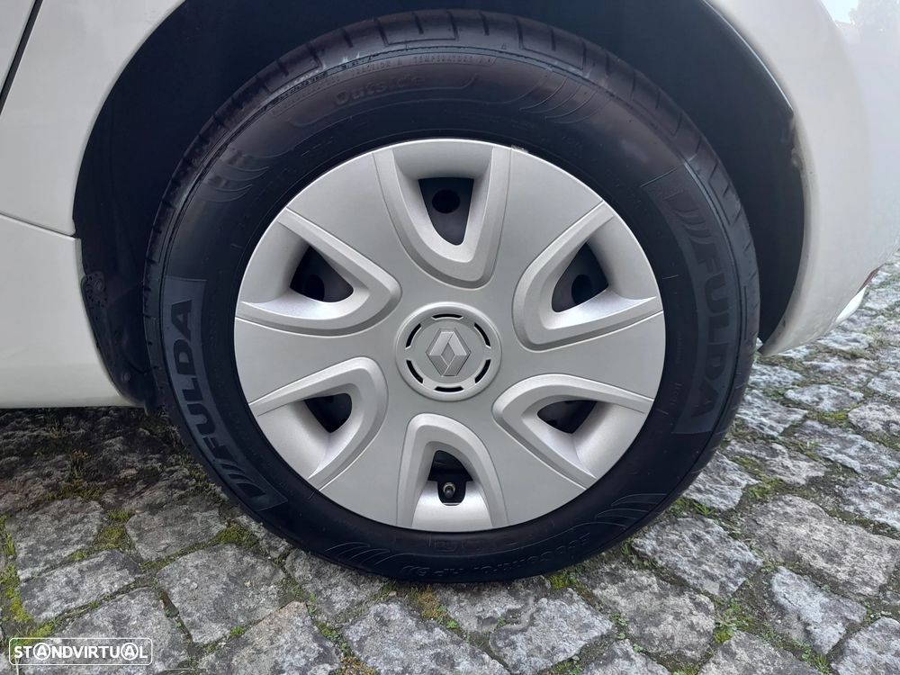 Renault Zoe (c/ Bateria) 41 kwh Life - 32