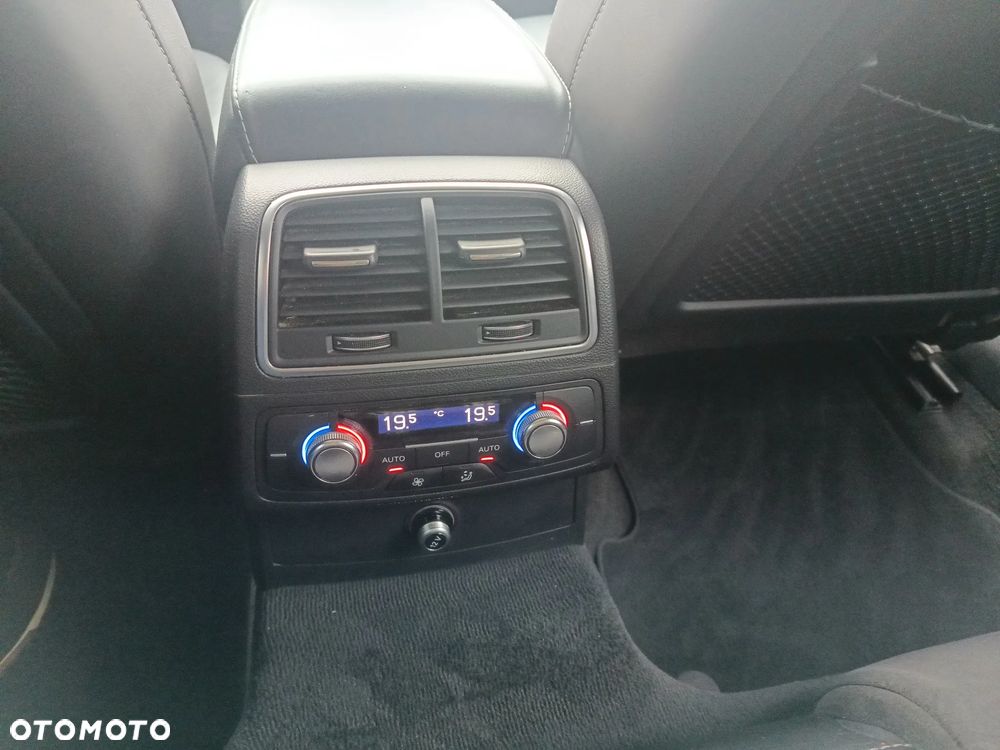 Audi A6 Avant 2.0 TDI ultra S tronic - 29