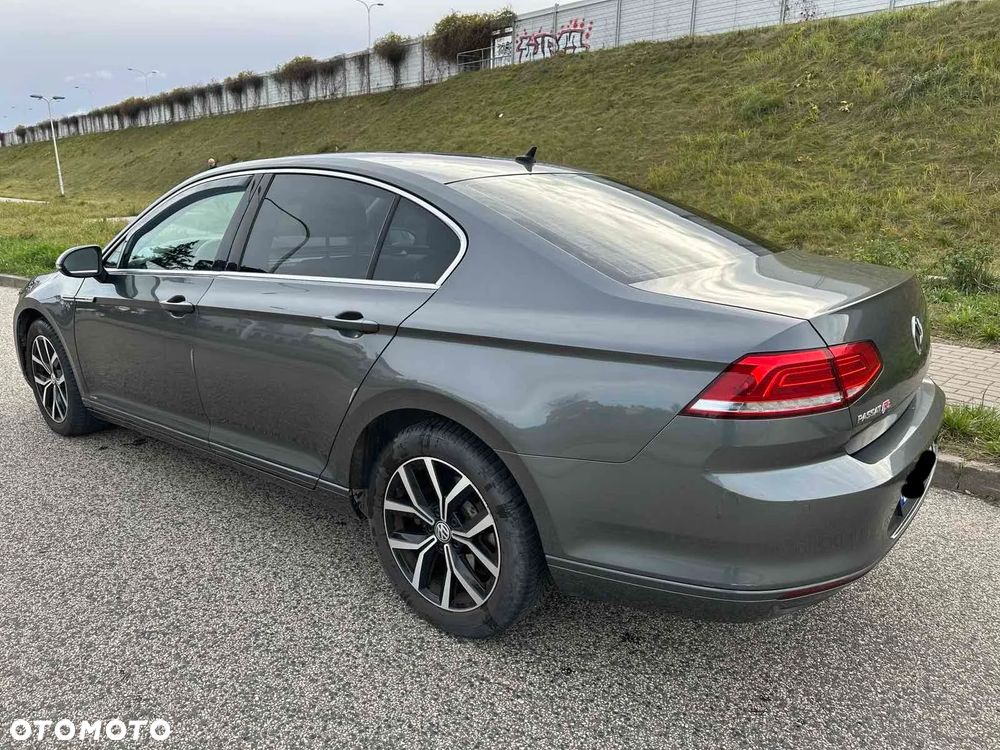 Volkswagen Passat 1.6 TDI (BlueMotion Technology) DSG Trendline - 5