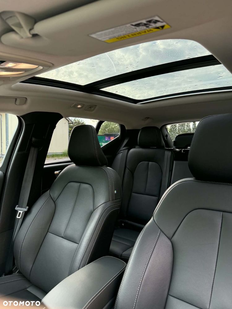 Volvo XC 40 B5 AWD Ultimate Bright - 11