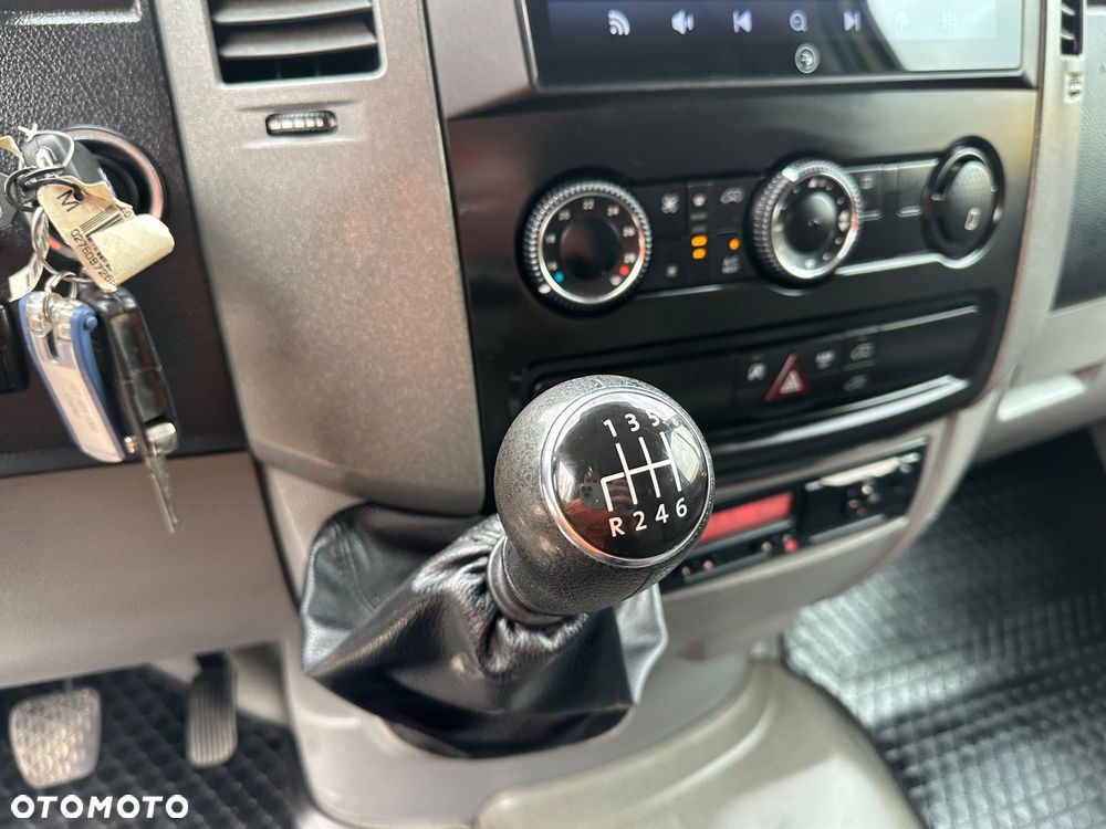 Volkswagen Crafter - 27