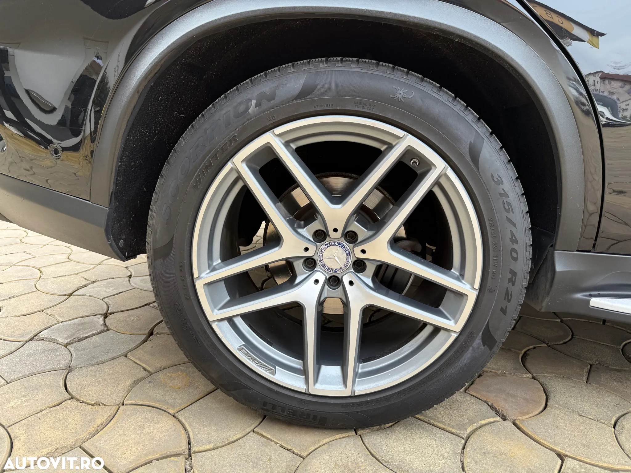 Mercedes-Benz GLE 350 d 4Matic 9G-TRONIC AMG Line - 22