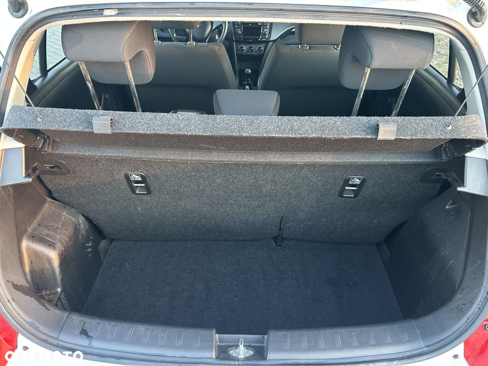 Suzuki Swift 1.2 Club - 12