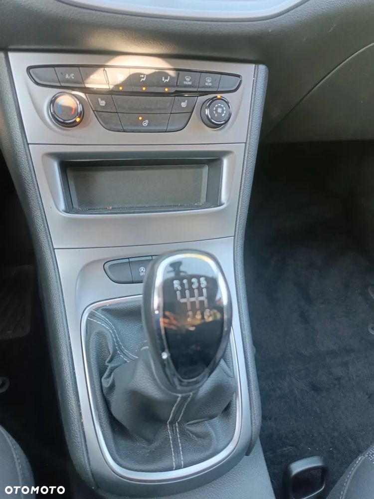 Opel Astra 1.4 Turbo Active - 23