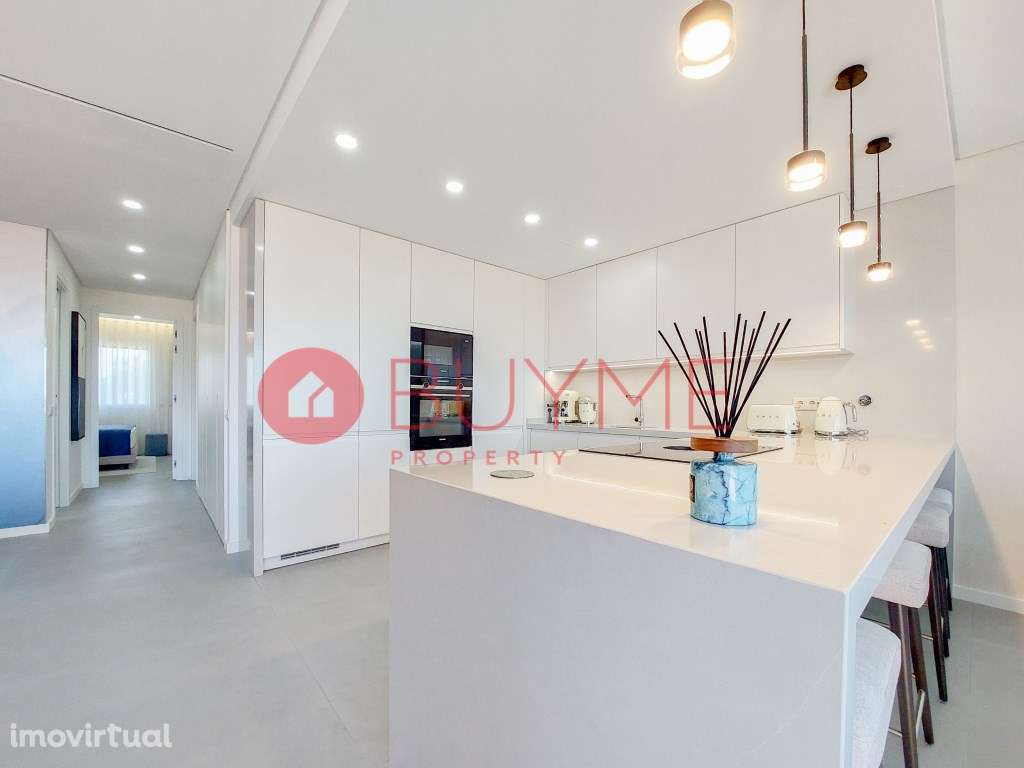 Apartamento T2 Luminoso com Vista Mar em Quarteira - Grande imagem: 3/33