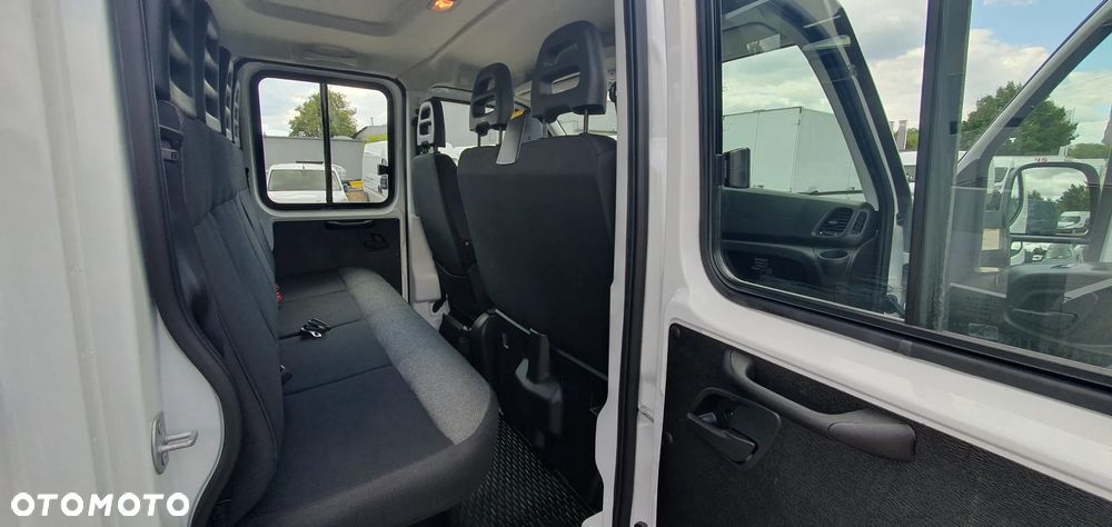 Iveco 35S18HD DOKA 7 OSÓB OKAZJA hak gratis - TANIO !! WYPRZEDAŻ - 30