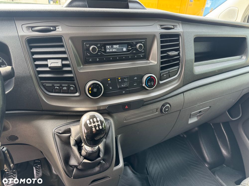 Ford Transit Custom - 23