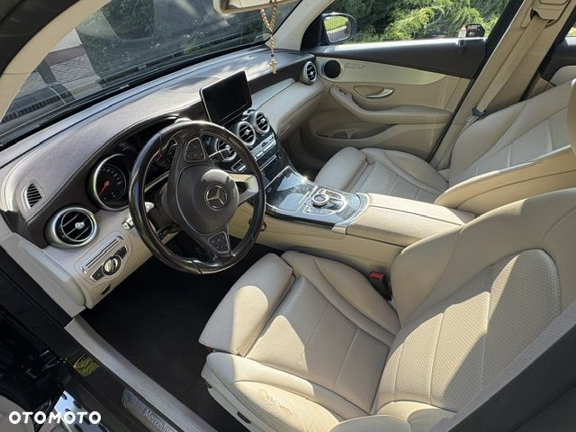 Mercedes-Benz GLC - 7