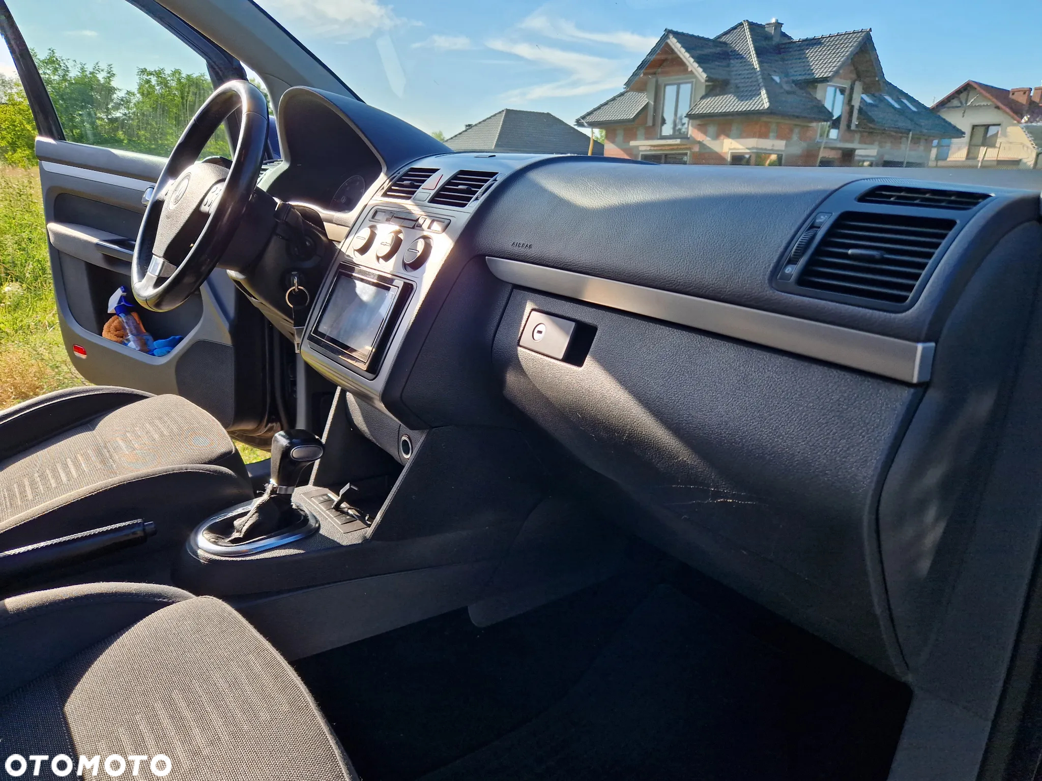 Volkswagen Touran 2.0 TDI DPF Highline DSG - 28