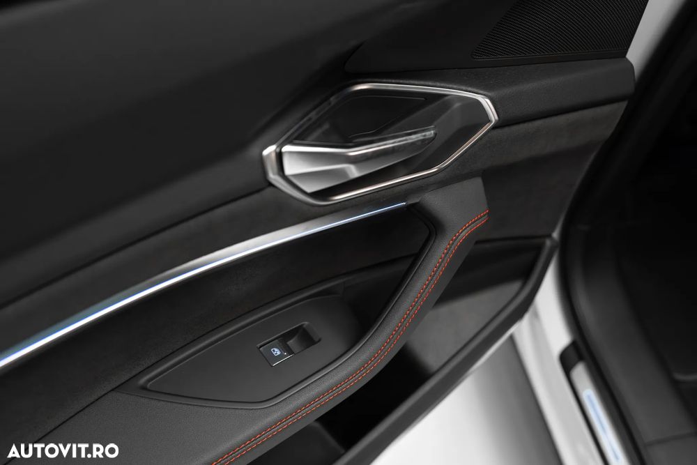 Audi Q8 55 quattro S Line - 29